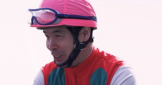 「調子どう?」ファンの声掛けに応えたら…ダービー2勝の名ジョッキー大崎昭一を襲った“悲劇の冤罪事件”とは(2/3) 競馬 Number