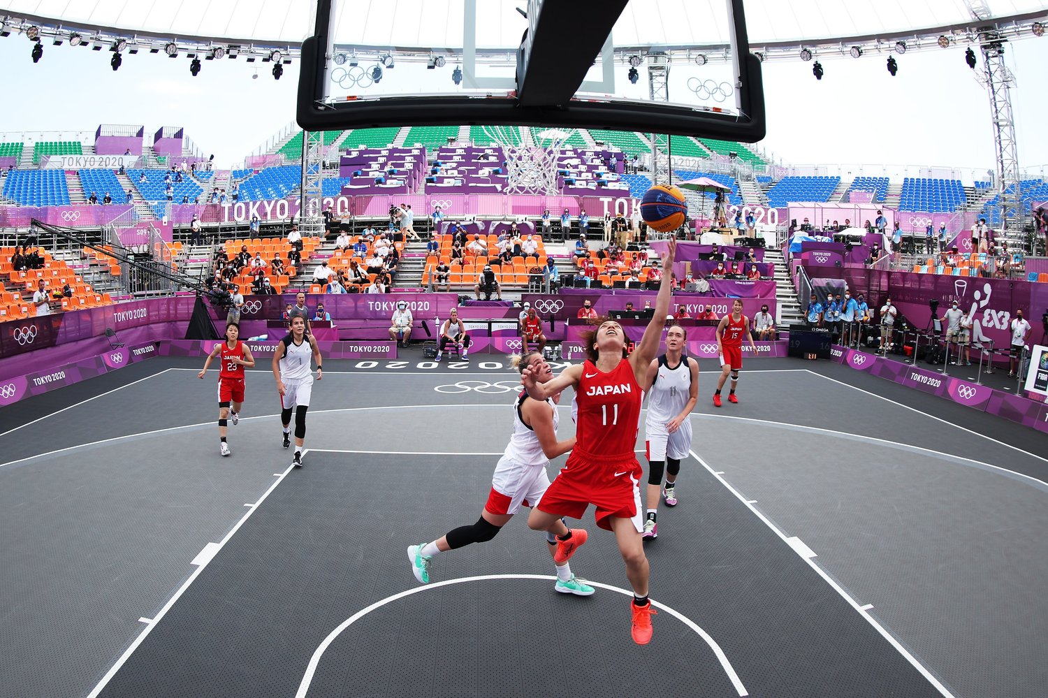 東京五輪で正式種目に追加された3x3（3人制バスケ）。1試合10分間というスピーディな展開が魅力　©Getty Images