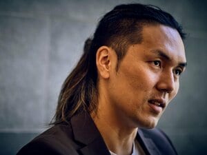 「俺、W杯ないな」「お前も飲め!」落選当日マネージャーに連れられて高級焼肉店へ…元日本代表FWが語るハリル解任→西野ジャパンで“序列一転”のリアル