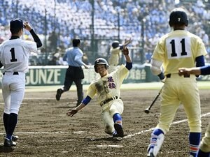 「甲子園ストライク」対策が裏目に。富島のリズムを崩した、ある違和感。