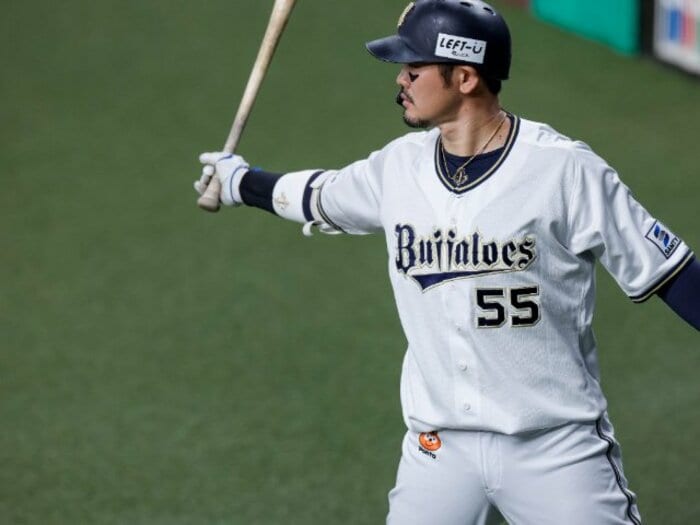 「代走で準備しといてくれ」に仰天サプライズが…オリックス・T-岡田が明かした「岡田彰布と中嶋聡」“二人の恩師”が操る言葉のマジック<Number Web> photograph by Kiichi Matsumoto