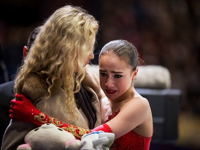 ザギトワの世界選手権不振の理由。思春期ならでは、必然の悩みとは。＜Number Web＞ photograph by ISU/ISU via Getty Images