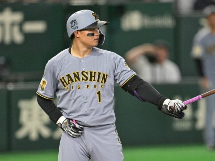 苦しむ阪神を救えるか？ 森下翔太26歳が覚醒するまで「中距離バッターやから…」前監督・岡田彰布が“辛口評価”を覆した日「4番・森下構想もあった」＜Number Web＞ photograph by Nanae Suzuki