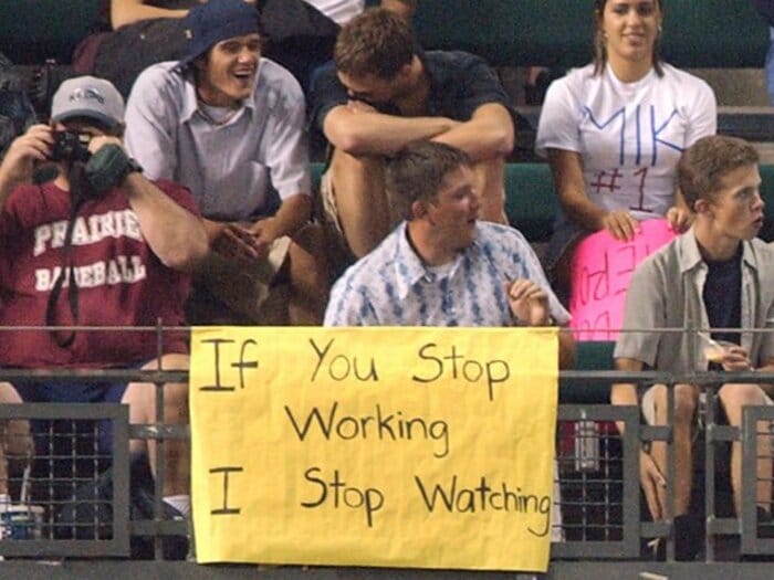 《MLB労使問題の闇》メジャー初昇格の日、ベンチの端にぽつりと座って…“村八分”にされたメジャーリーガーの悲しい夜＜Number Web＞ photograph by KYODO