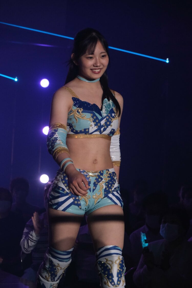 スターダム プロレス 天咲光由 写真集 はじめて。 直筆サイン 完全新品未使用未開封品 Amazon.co.jp: スターダム 天咲光由 1st 写真集 はじめて