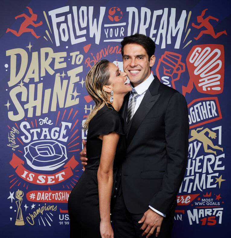 ロシアW杯時のカカとカロリーナ・ディアスさん　©Getty Images