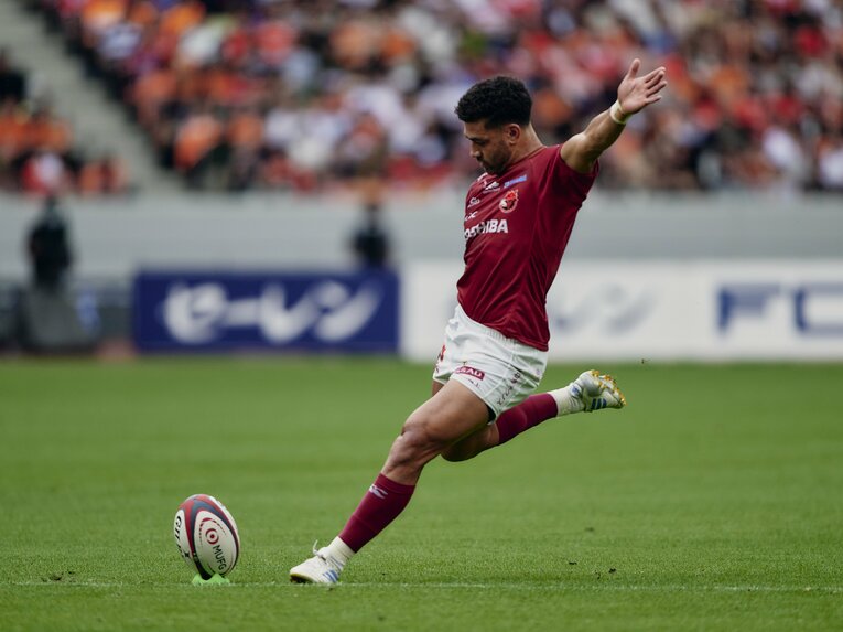 決勝では獅子奮迅の活躍を見せたモウンガだったが、試合後には「まさかの事実」が！　©Yuki Suenaga