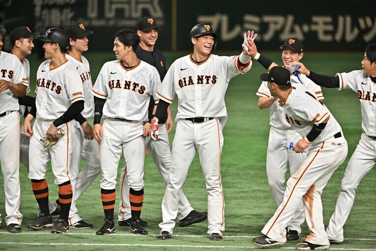【感動写真】34歳坂本勇人が劇的サヨナラ3ラン（7／10枚）　©Hideki Sugiyama