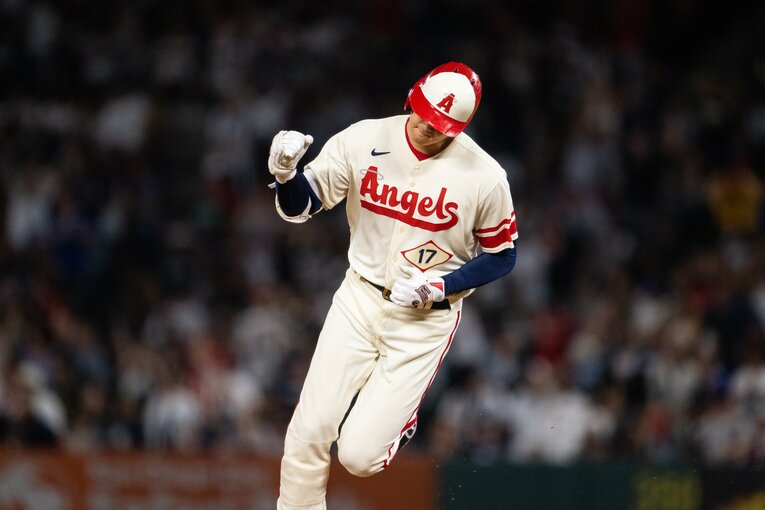 コールから30号3ランを放った大谷翔平　©Nanae Suzuki