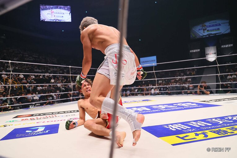 『RIZIN.37』YUSHI vs 覇留樹　©RIZIN FF