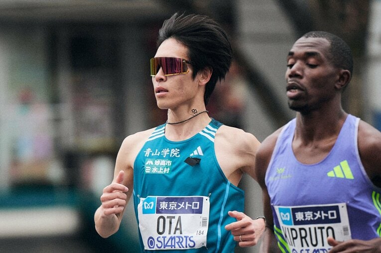 東京マラソンで果敢に世界トップ級のランナーに食らいついた青学大の太田蒼生（4年）。青学勢がマラソンに出場した意義は、競技結果だけではない？ ／ photograph by Yuki Suenaga