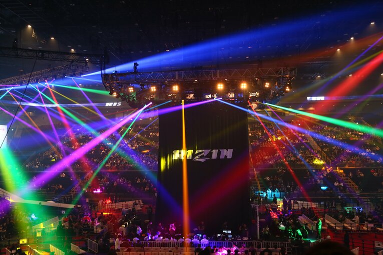 2015年12月29日、RIZIN旗揚げ興行の演出　©RIZIN FF Susumu Nagao