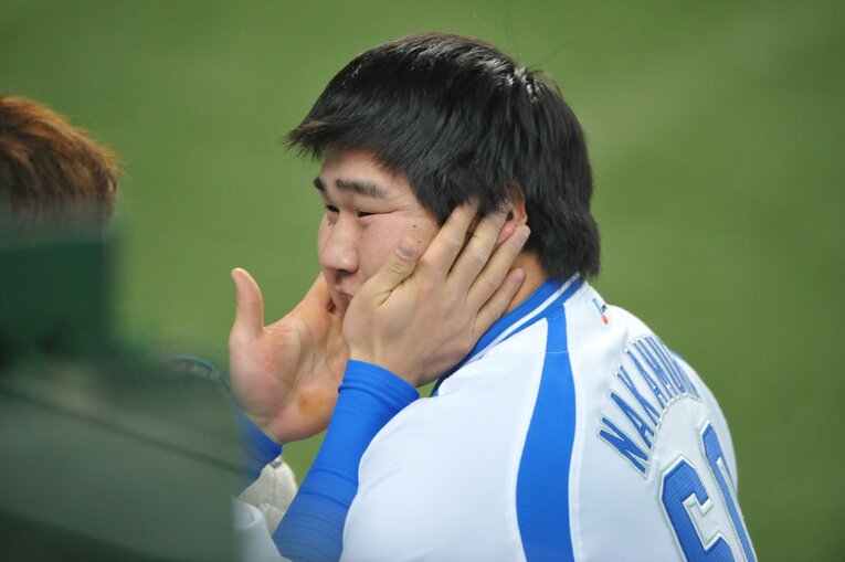 「サンペイ、三振してもいいからさ」“おかわりくん”ブレイク前夜の西武・中村剛也を救った言葉《祝・史上14人目の450本塁打》(32)