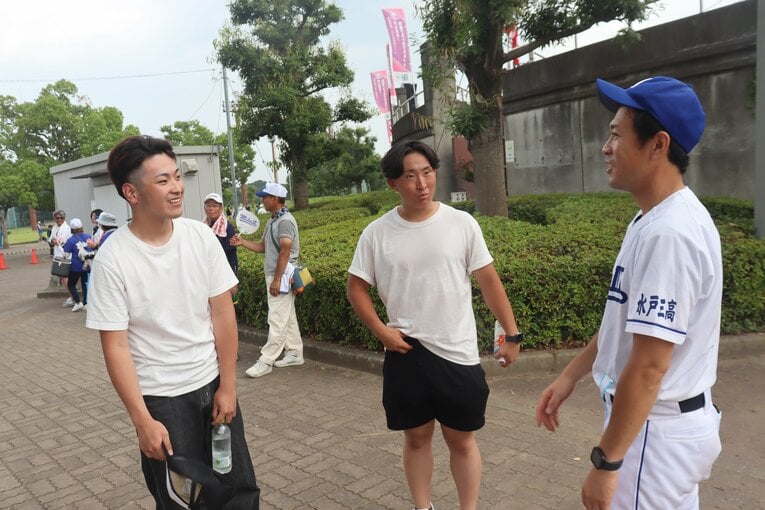 水戸三の応援に駆け付けた下妻二時代の教え子たち　©Yuki Kashimoto