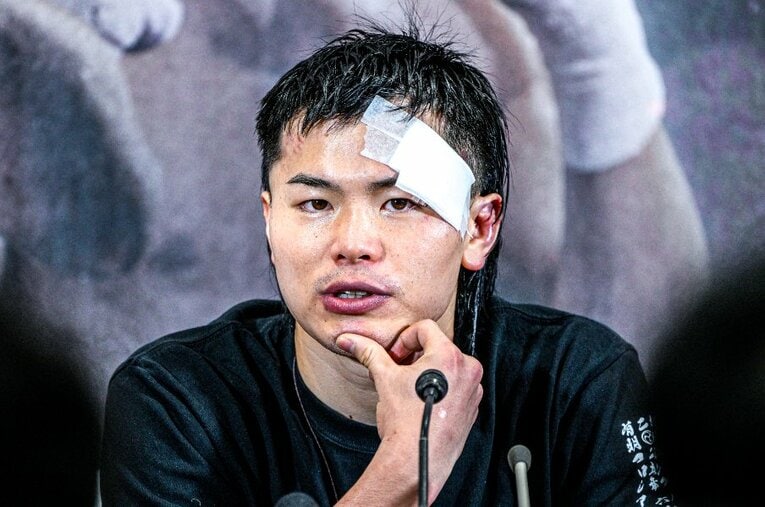 世界前哨戦を制した那須川天心。KOを逃し「ないと思うんですよ、パンチ力が」と率直に語った ／ photograph by Takuya Sugiyama