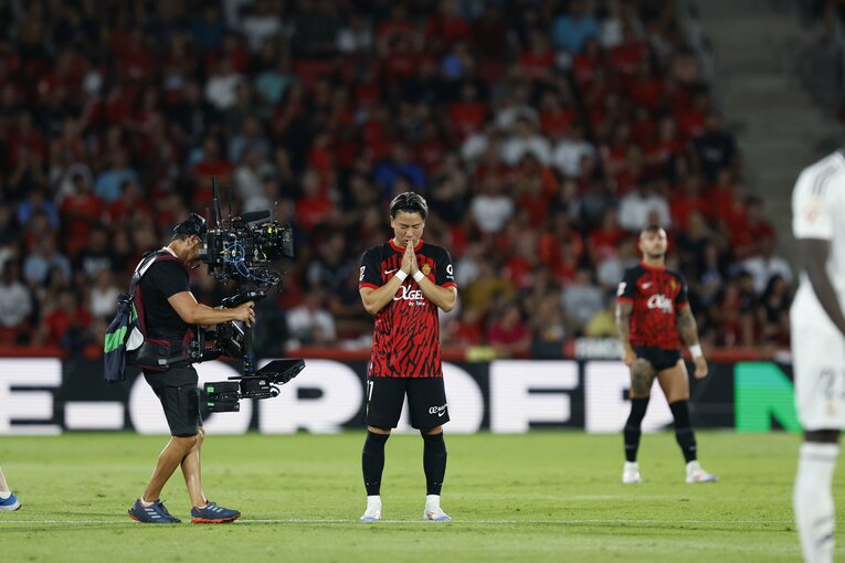 キックオフ直前の一コマ　©Daisuke Nakashima