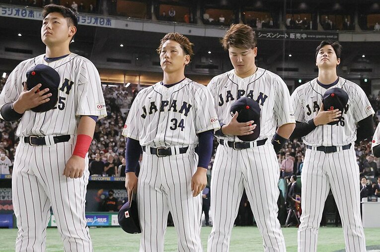 ホワイトソックス移籍が決まった村上宗隆。大谷翔平、吉田正尚らが残した通算成績から、岡本和真とともにメジャー1年目の成績を予想する ／ photograph by JIJI PRESS