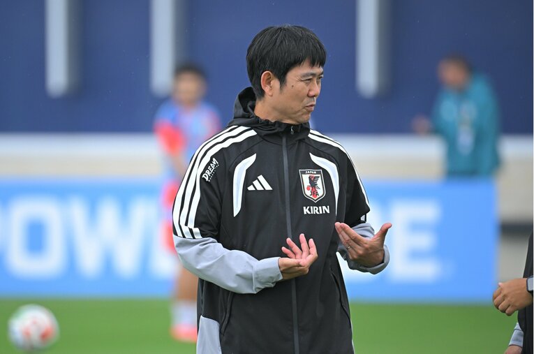ブラジル戦2日前、開始数分前に練習の冒頭が非公開になった ／ photograph by JMPA