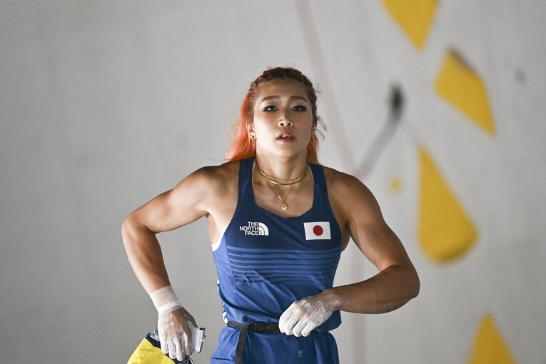 「戦友ですね」野中生萌（24）と野口啓代（32）を強くした“年の差でもリスペクト”のライバル関係《スポーツクライミング銀・銅メダル》(12)