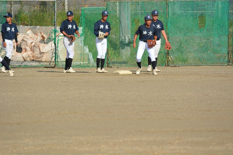 沖縄水産野球部の練習風景　©Takarin Matsunaga