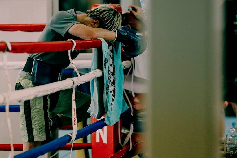 ミット打ちを終え、肩で息をする那須川天心（2024年5月撮影）©Kiichi Matsumoto