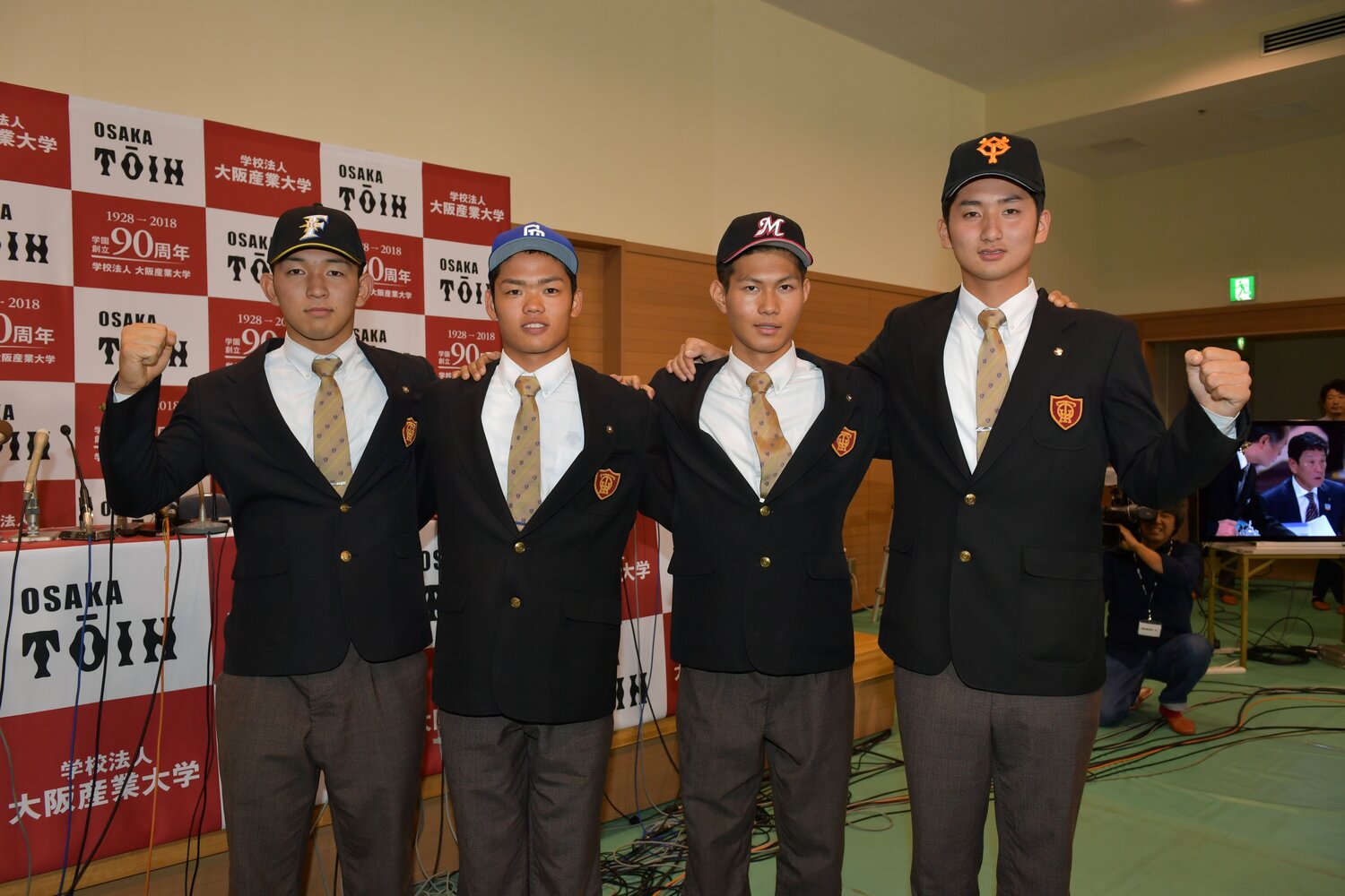 この年の大阪桐蔭からは4人がドラフト指名でプロ入り。優勝も本命視されていた　©Hideki Sugiyama