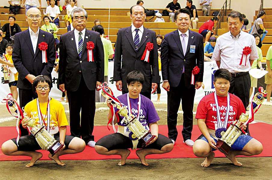 第1回わんぱく女子相撲、開催。国技館の土俵には上がれずとも。～初の全国大会は、五輪への一歩～＜Number Web＞ photograph by KYODO