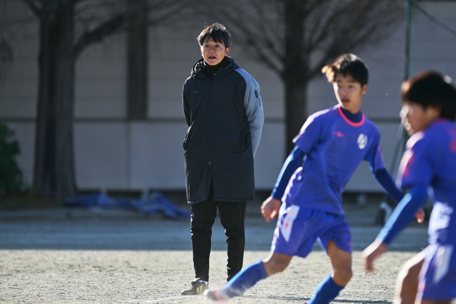 アヴェントゥーラ川口で中学生年代の指導にあたる　©Hideki Sugiyama