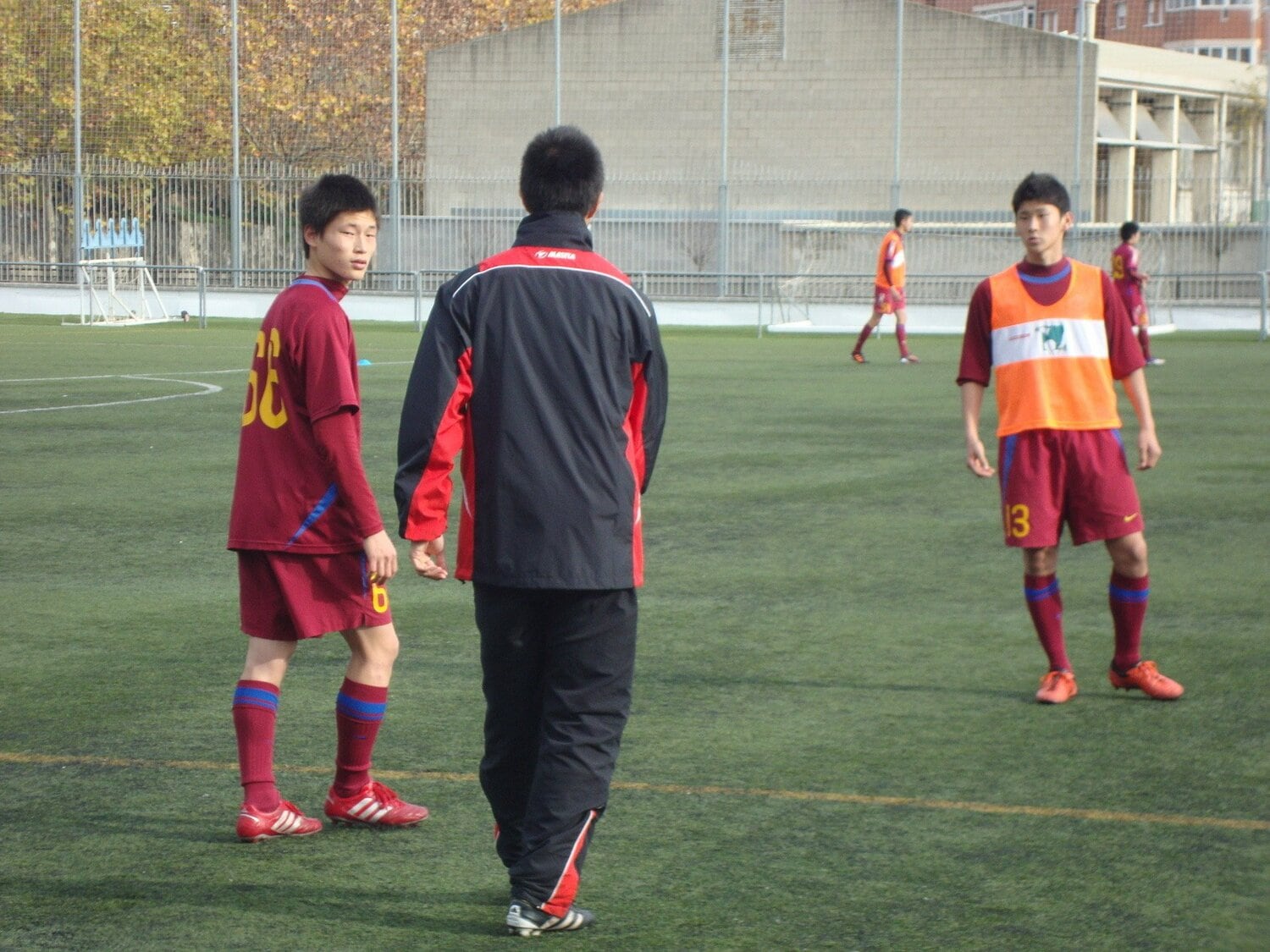 高校時代の古橋（一番左）　写真は内野監督提供
