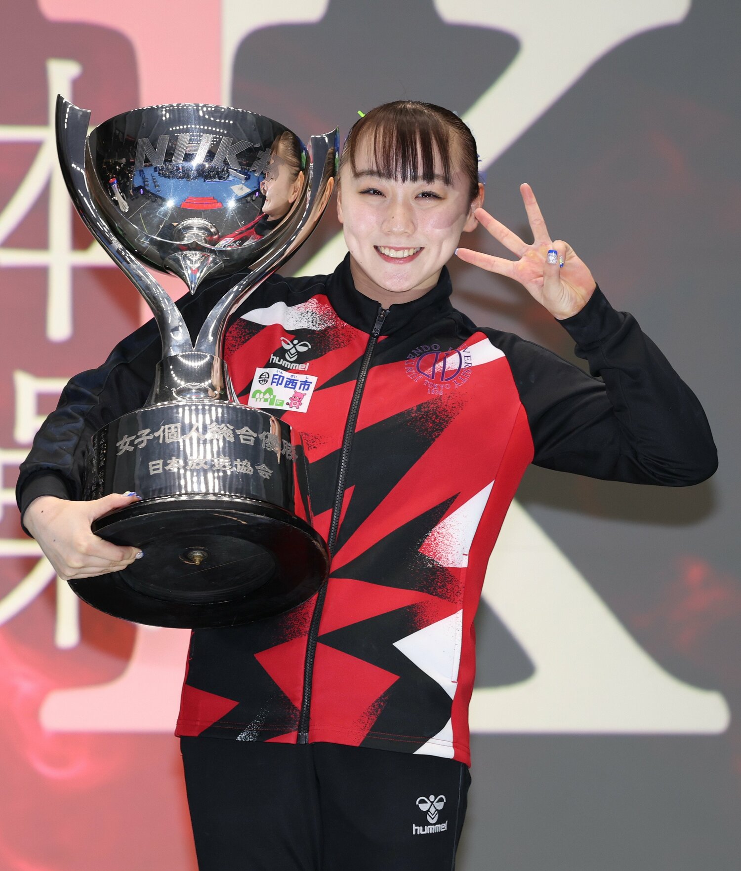 今年5月のNHK杯では3連覇を達成。パリ五輪ではエースとしての活躍が期待されていたが…　©JIJI PRESS