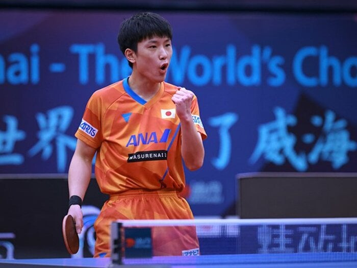 張本智和17歳、フォーム大改造で得た“新たな武器” 歴史に名を刻むためのキャリア戦略とは<Number Web> photograph by Getty Images