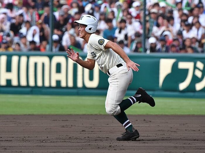 「最低の日」に仕事をする存在感が報徳学園・小園海斗の非凡さだ。＜Number Web＞ photograph by Hideki Sugiyama