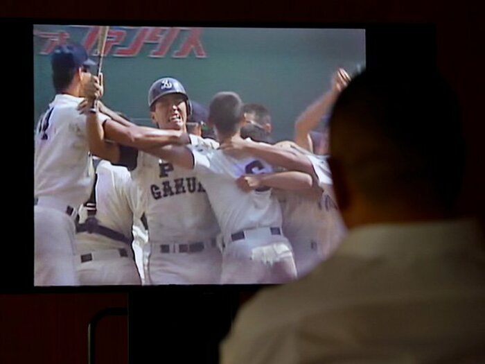 清原和博が1985年決勝を見る。「自分の一番、輝いている瞬間を……」<Number Web> photograph by Takashi Shimizu