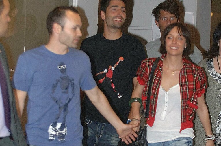 アンドレス・イニエスタ＆アンナ・オーティズ ／ photograph by Getty Images