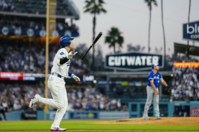 第2打席、シャーザーからソロ本塁打を放つ大谷　©Getty Images