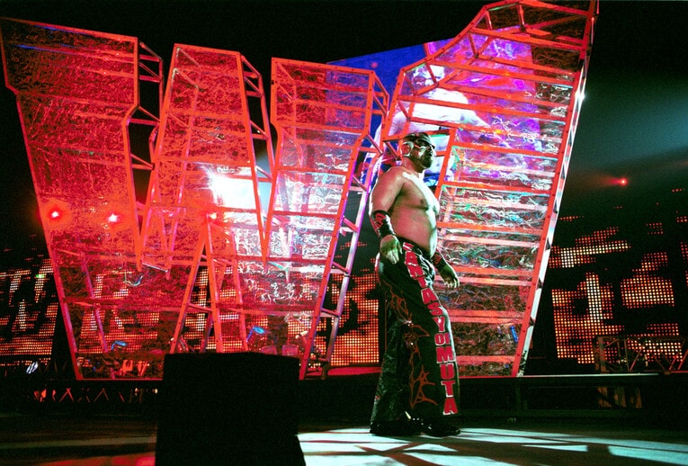 「WRESTLE-1」の入場シーン