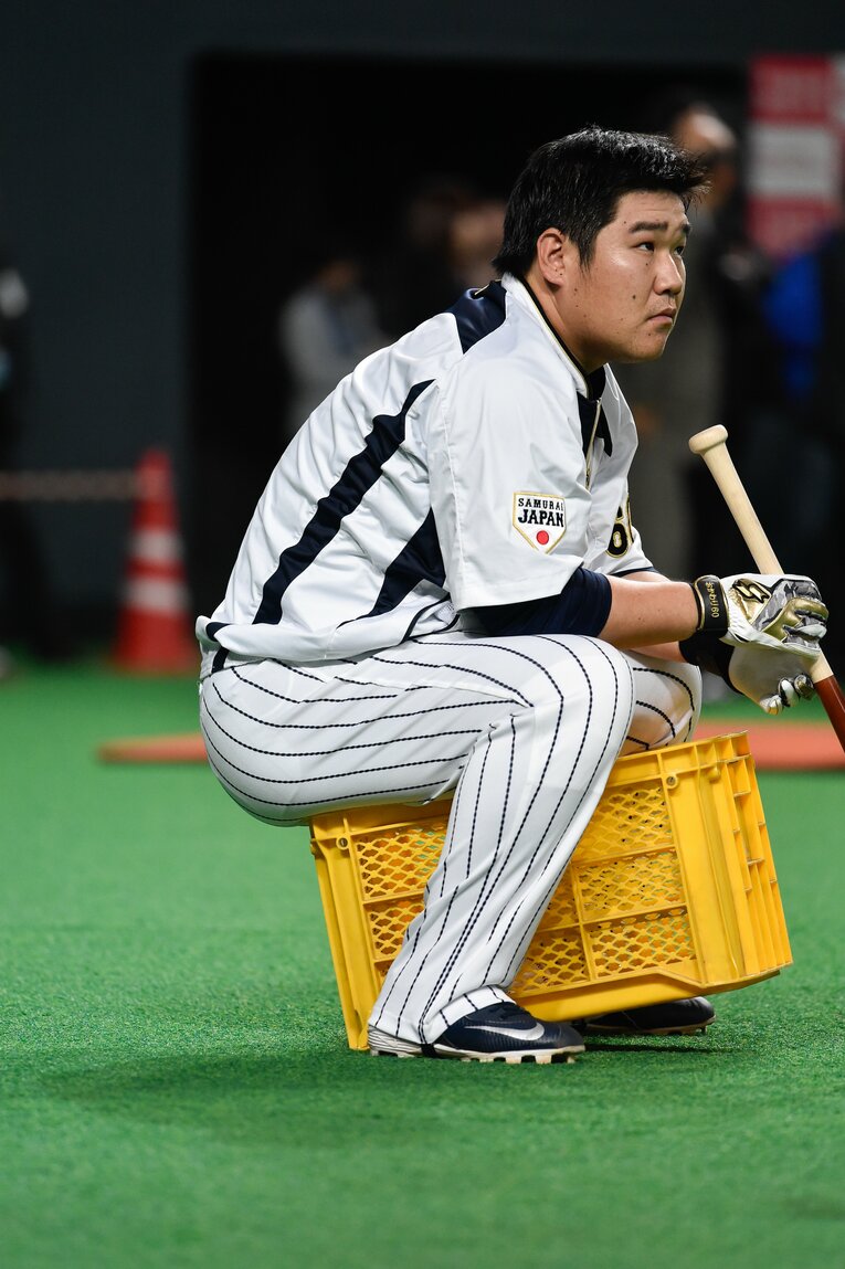 「サンペイ、三振してもいいからさ」“おかわりくん”ブレイク前夜の西武・中村剛也を救った言葉《祝・史上14人目の450本塁打》(75)