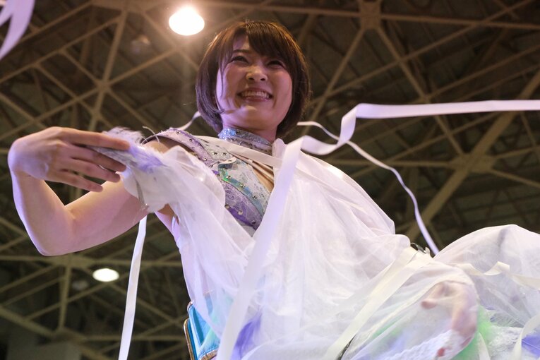 「可憐ですねぇ」人気女子レスラー・安納サオリに観客もウットリ…初の凱旋大会に滋賀が沸いた日「“絶対不屈彼女”は泣かないんです」(78)