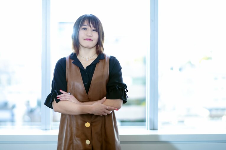 スターダム新王者・朱里が語った“亡き母への感謝”とチャンピオンの覚悟「プロレスも究めたと言っていいのかな」《戴冠記念グラビア》(24)