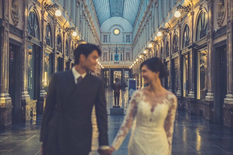 町田夫妻のベルギーでのウェディング写真（全3枚の3枚目）　©NumberWeb