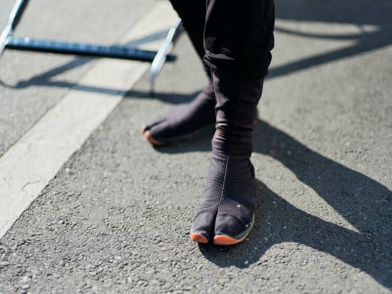 【人力車でバーチャル浅草さんぽ】元ラグビー日本代表…ムキムキの児玉健太郎さんが引く人力車で浅草を回った気になれる！　人力車夫のお仕事風景を見る　©︎Yuki Suenaga