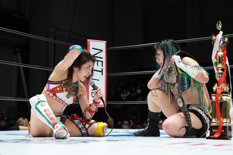 「絶対にそのベルトあきらめません」と星来芽依に語り掛ける　©Essei Hara