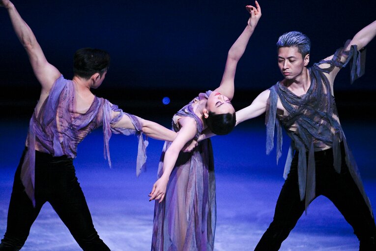 「母への永遠の愛を滑りたいな」浅田真央が明かすアイスショー『Everlasting33』に込めた“愛”「誰も見たことのない景色を届けたい」(96)