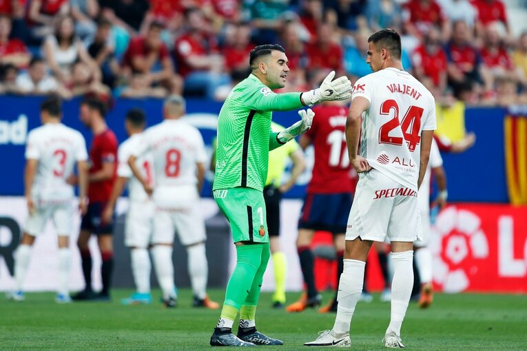 久保建英がGK姿？奇跡の残留に歓喜、“ズボンを抜いだお宝写真”も… 「苦しんだタケのリーガ3年目」をカメラマン視点で振り返る(14)