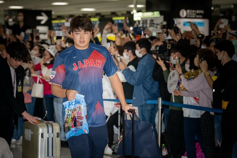WBCで優勝に貢献し、帰国した村上宗隆　©︎Shiro Miyake
