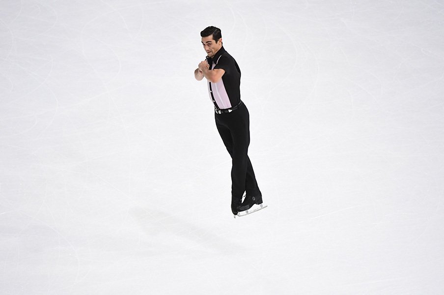 世界王者フェルナンデス、圧巻の2連勝。ベテラン勢が並んだフランス杯男子。<Number Web> photograph by Icon Sport via Getty Images