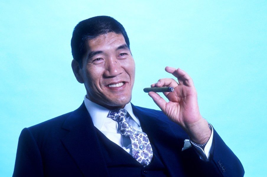 【没後23年】ジャイアント馬場「私、プロレスを独占させてもらいます。」ポスター撮影のカメラマンが語る“イタズラ好きの馬場さん”<Number Web> photograph by Essei Hara