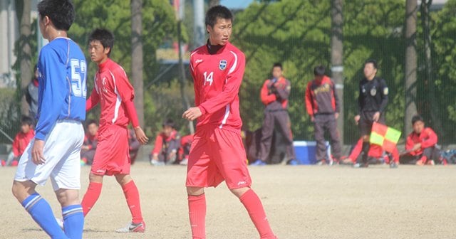 鎌田大地は やっぱり掴めない 東山高時代の覚醒と葛藤 そして今 高校サッカー Number Web ナンバー