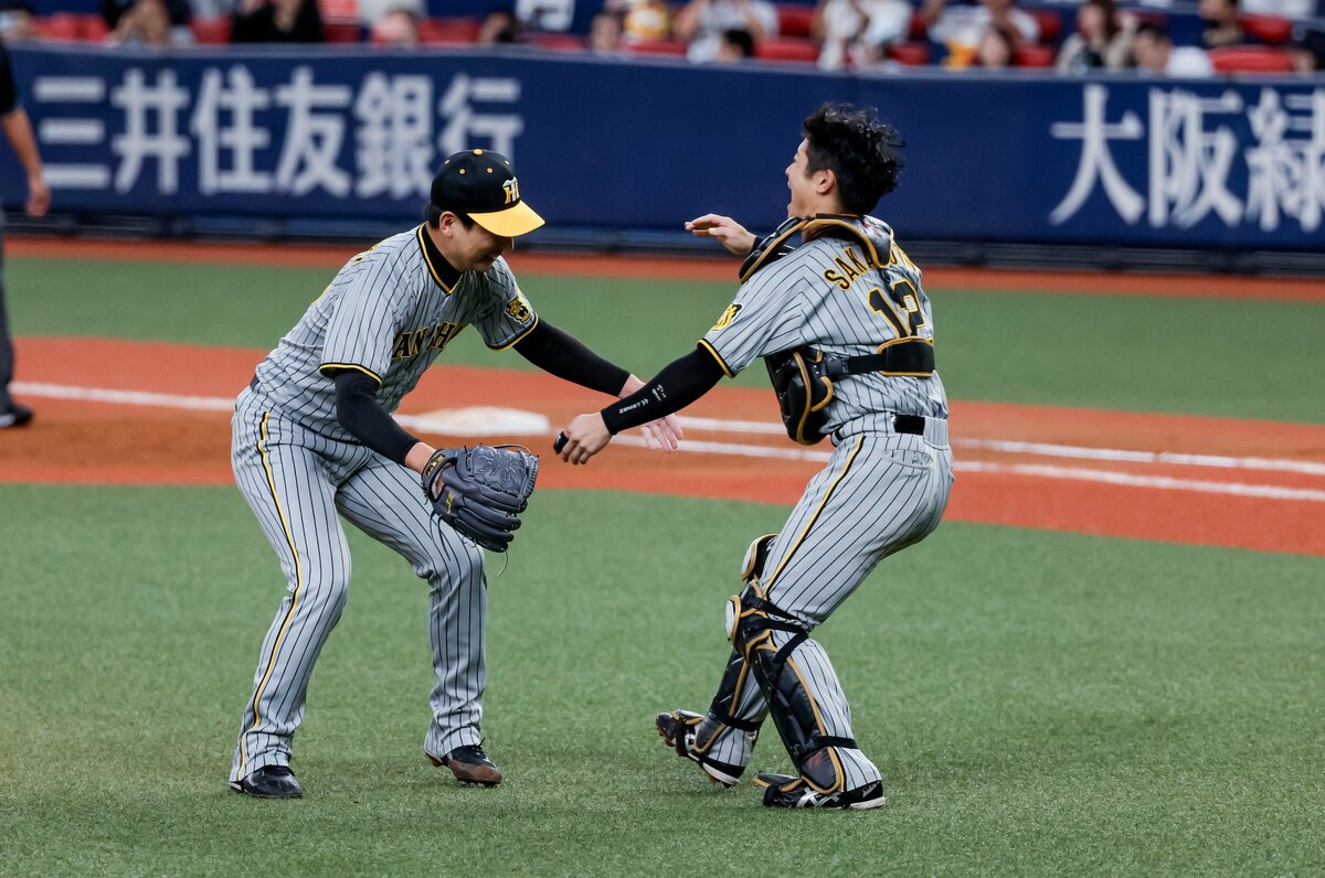 阪神日本一のカギは捕手力? 坂本誠志郎を固定した岡田彰布監督 阪神日本一のカギは捕手力? 坂本誠志郎を固定した岡田彰布監督
