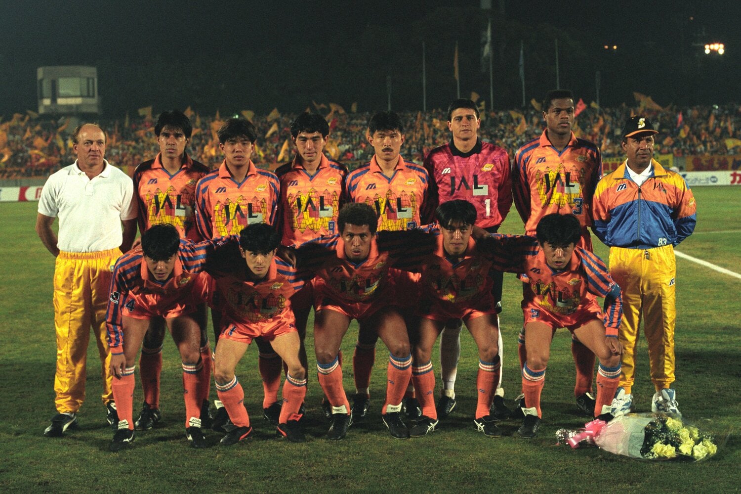 1994年の清水。前列中央がトニーニョ　©Etsuo Hara/Getty Images